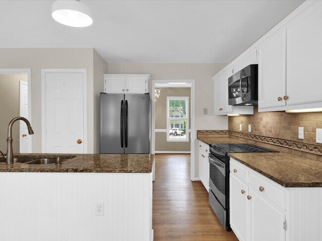 Building Photo - 2409 Eagles View Pl