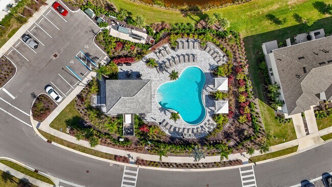 Building Photo - Beautifull Furnished Townhome - Nokomis - 2 Bedroom 2.5 bath plus office -1 Car Garage