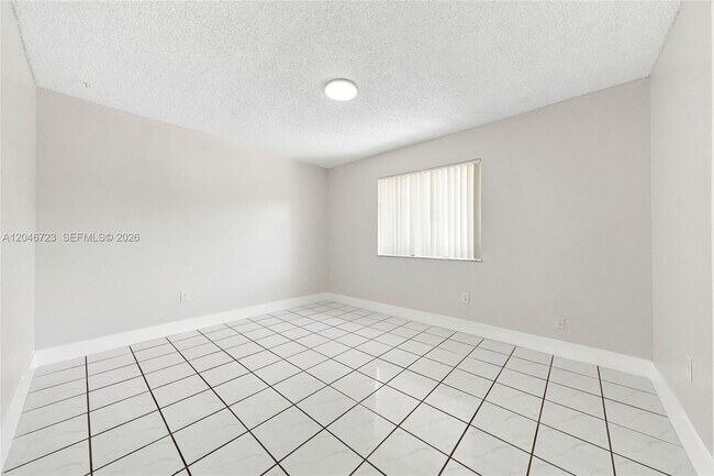 Building Photo - 20117 SW 88th Ct