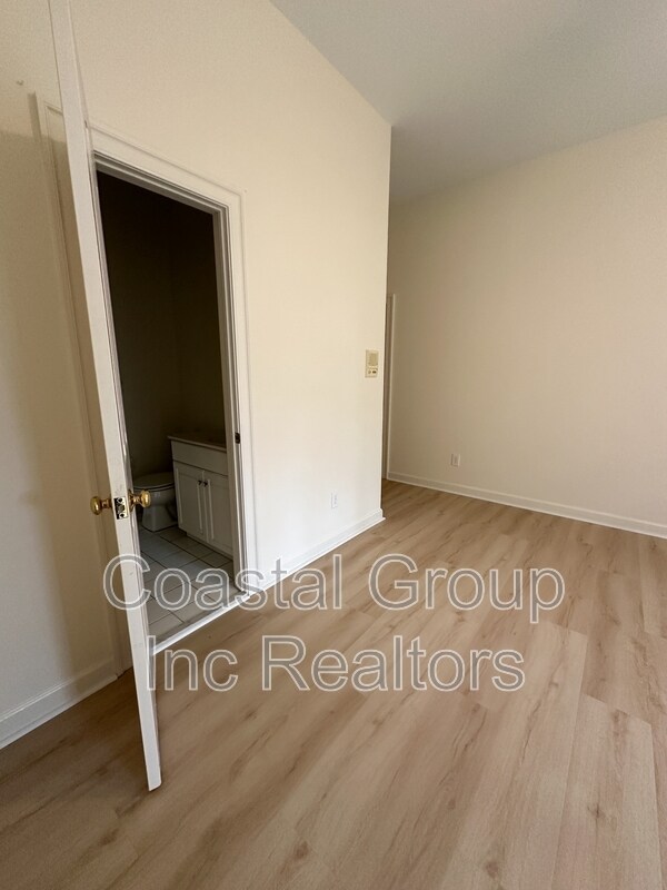 Building Photo - 1661 Spring House Trail