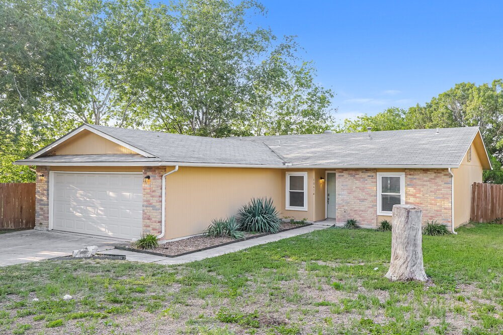 Building Photo - 10614 Cherry Laurel