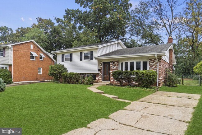 Building Photo - 1110 Chiswell Ln