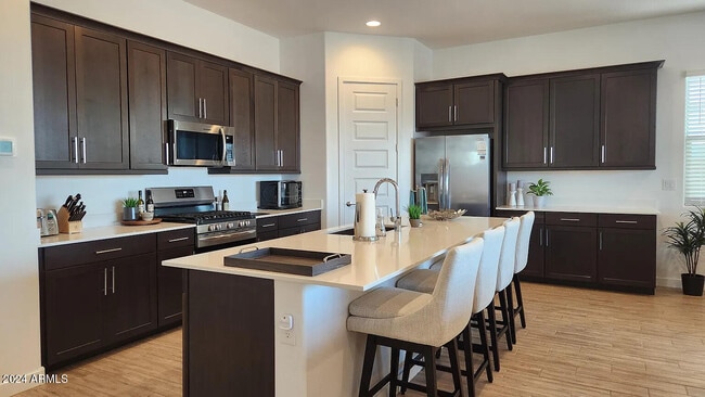 Building Photo - 2874 E Magdalena Dr