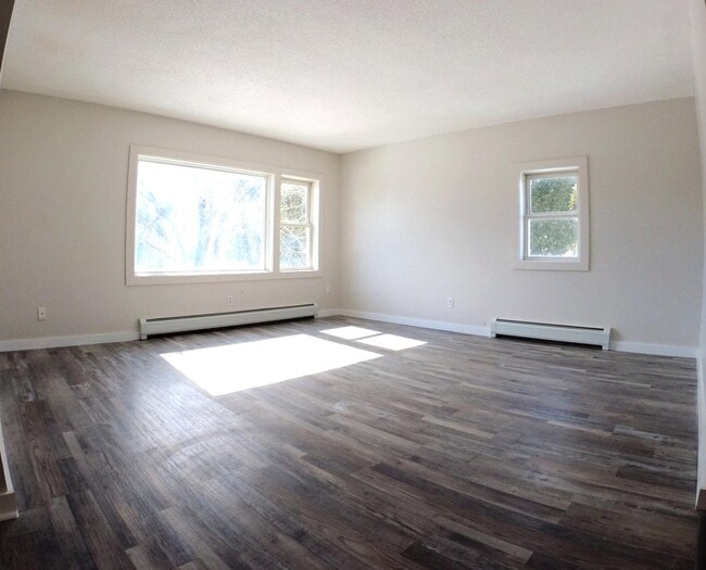 Building Photo - 50 Owens Ln