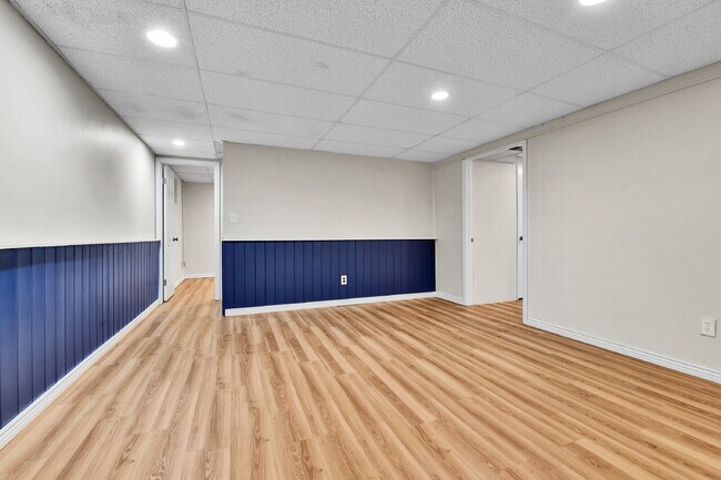 Building Photo - $2,795.00 - 4 Bedroom, 3 Bathroom, Single ...