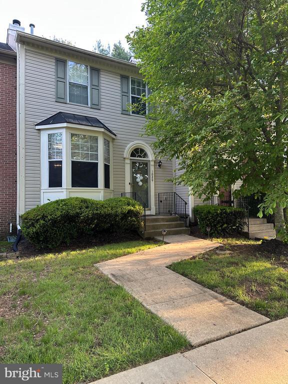Building Photo - 1020 Westlake Dr