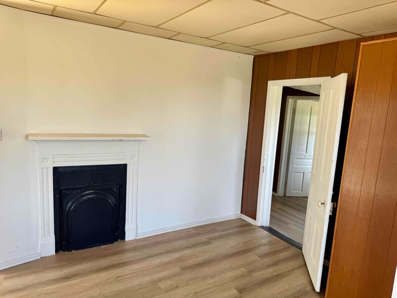 Building Photo - 21 Dallas Ave