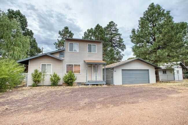 Primary Photo - 2073 Thousand Pines Dr