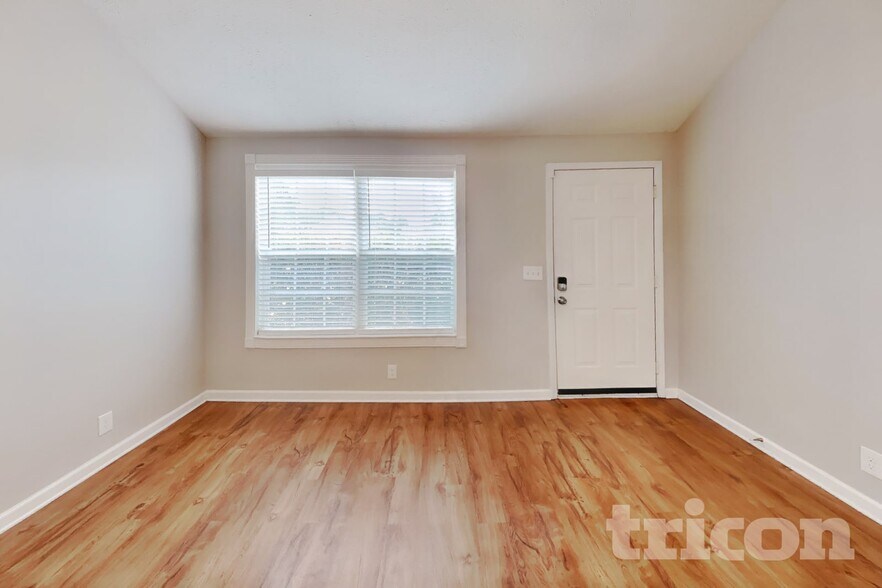 Building Photo - 1258 Tiree Dr
