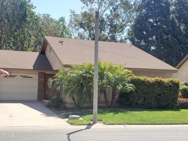 Primary Photo - 11232 Vlg 11-