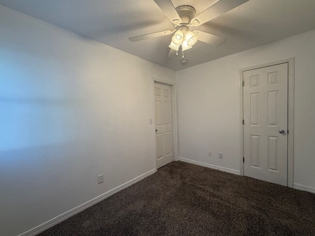 Building Photo - Renovated Single Family Home!