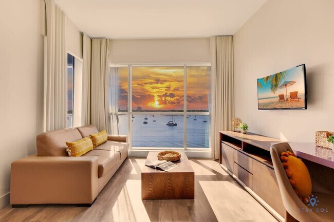 Building Photo - 777 N Ocean Dr