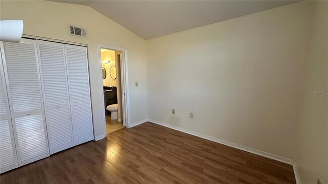 Building Photo - 405 Fountainhead Cir