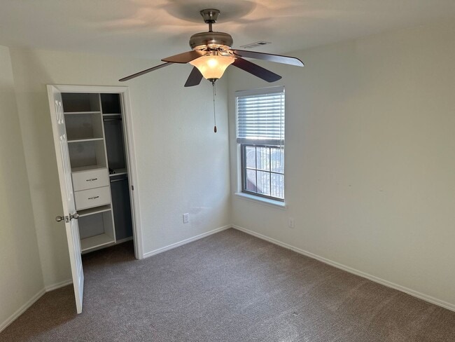 Building Photo - Available Now! Beautiful 4-Bedroom, 2-Bathroom Springdale Home w/ Fenced-In Yard and Covered Patio