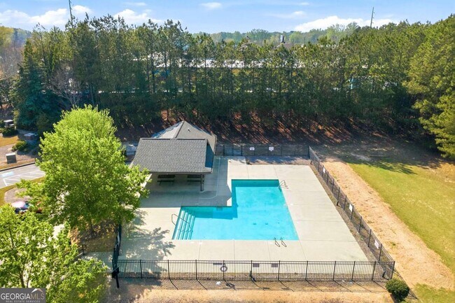 Building Photo - 2605 Runnymede Ct