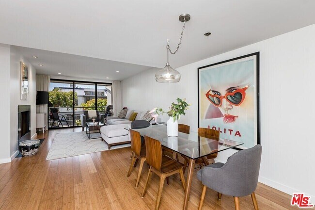 Building Photo - 2960 Neilson Wy