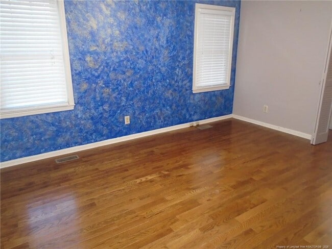 Building Photo - 3503 Farm Circle Rd