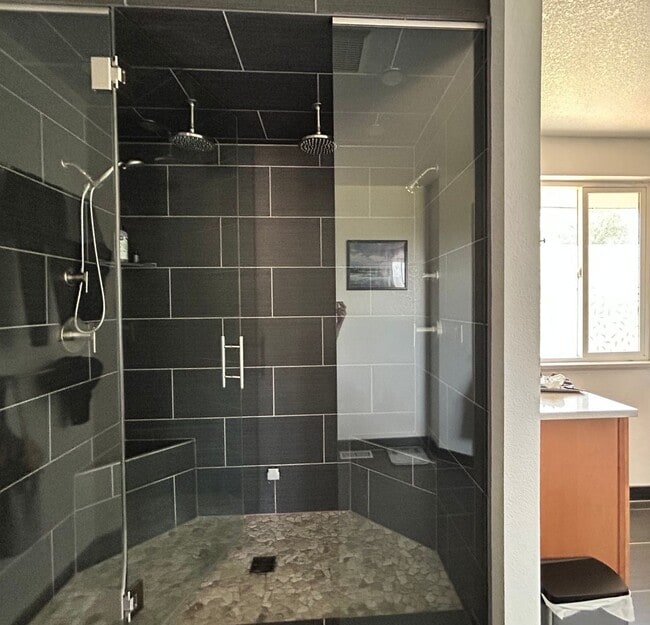 Building Photo - Spacious 4-Bedroom House Near Open Space in Heatherwood, Boulder