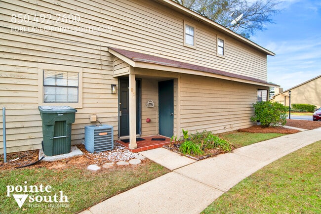 Building Photo - 200 Parma Dr