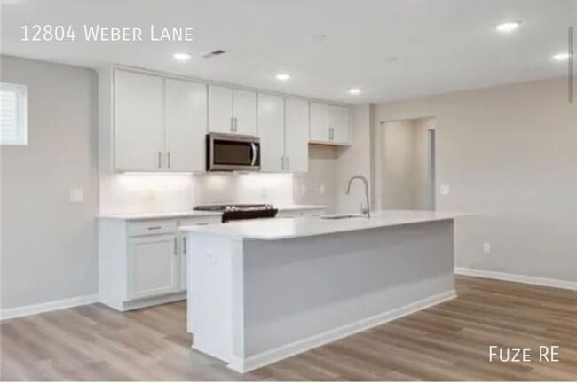 Building Photo - 12804 Weber Ln