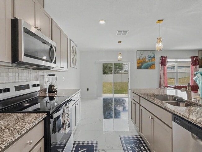 Building Photo - 2085 Doe Run Dr