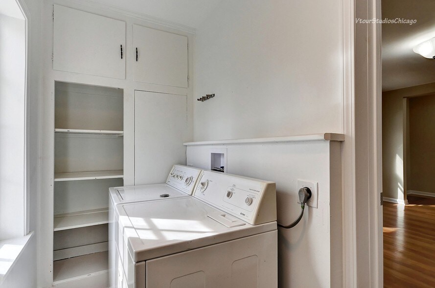 Laundry - 524 Spring St