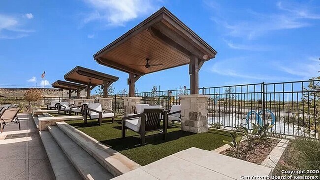 Building Photo - ONE STORY  |  3 BEDROOM  |  2 BATH  |  YARD SERVICE INCLUDED  |  WHISPER FALLS  |  POOL - GYM - P...