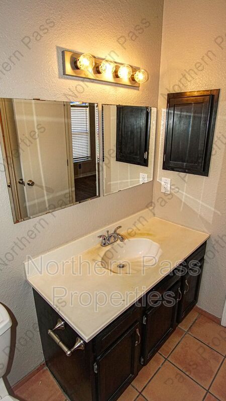 Building Photo - 4553 Gen Maloney Cir