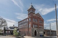 Building Photo - 22 Cottage St