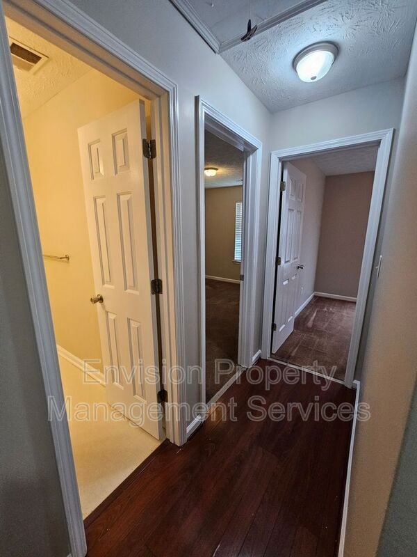 Building Photo - 1775 Graystone Dr