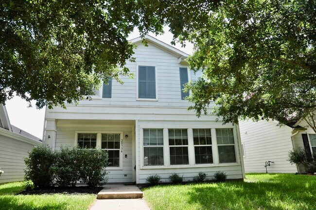 Building Photo - 20734 Settlers Lake Cir N