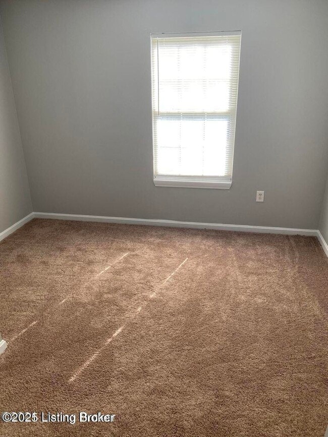 Building Photo - 2022 W Main St