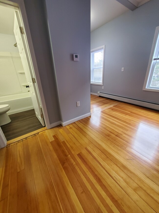 Building Photo - 38 Tuttle St