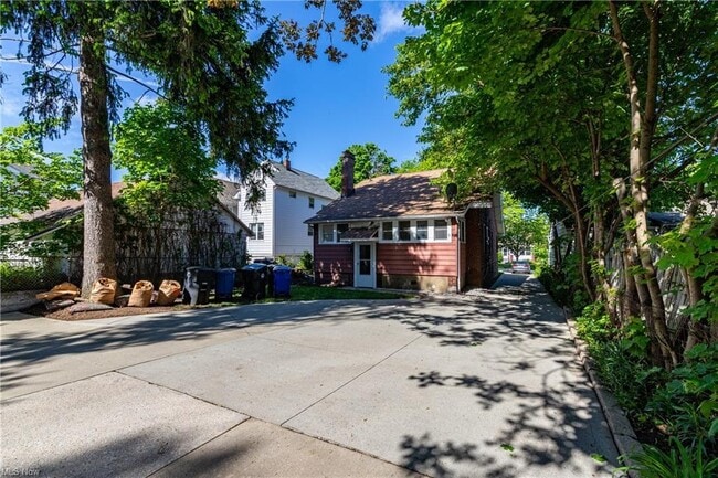 Building Photo - 3693 W 140th St