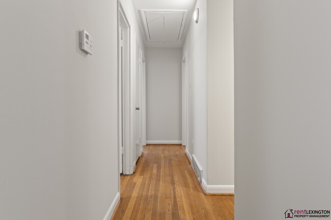 Building Photo - 203 Loch Lomond Dr