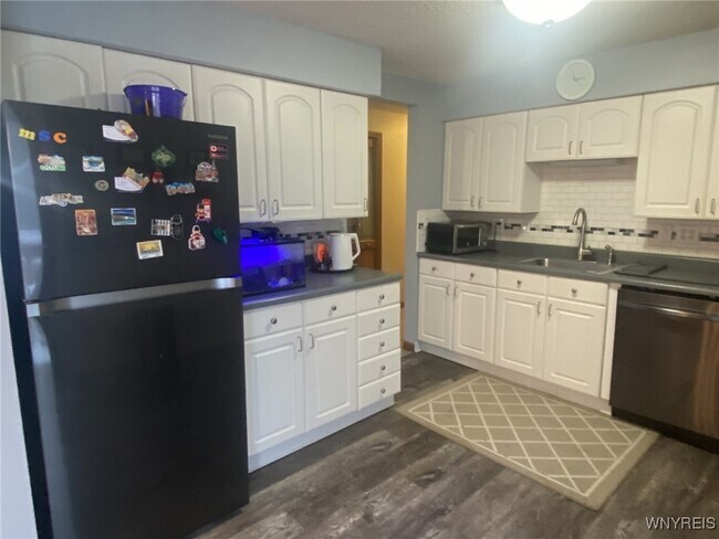 Building Photo - 36 Altair Dr