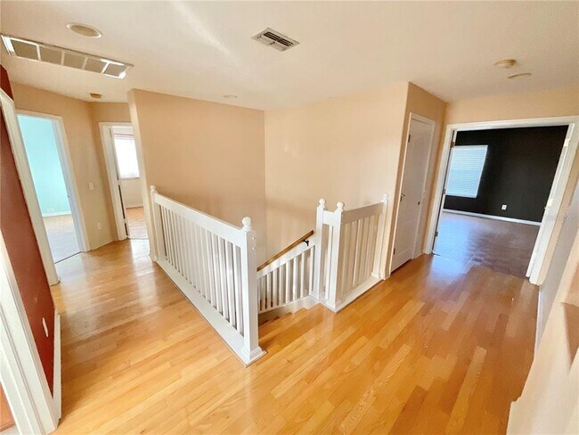 Building Photo - 1604 Swamp Rose Ln