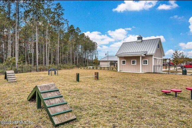 Building Photo - 163 Wood Breeze Wy