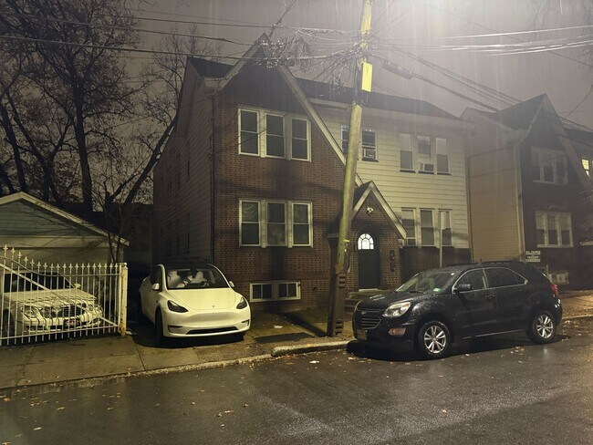 Building Photo - 108-110 Grand Ave.