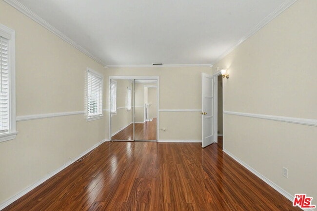 Building Photo - 3542 Greenwood Ave