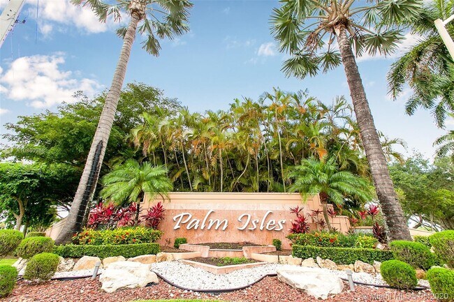 Building Photo - 9601 Harbour Lake Cir