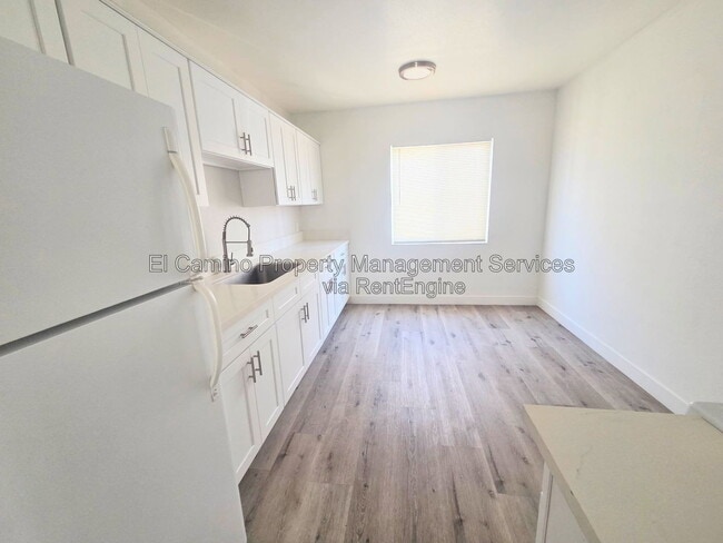 Building Photo - 7722 Walker Ave