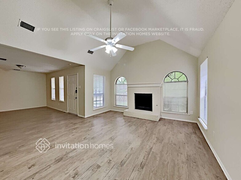 Building Photo - 8405 Pacific Pearl Dr