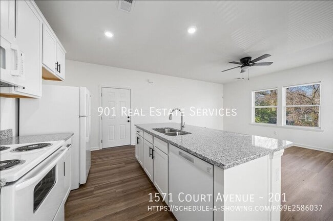 Building Photo - 1571 Court Ave