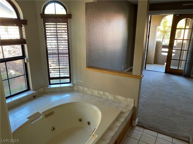 Building Photo - 4027 Nook Way