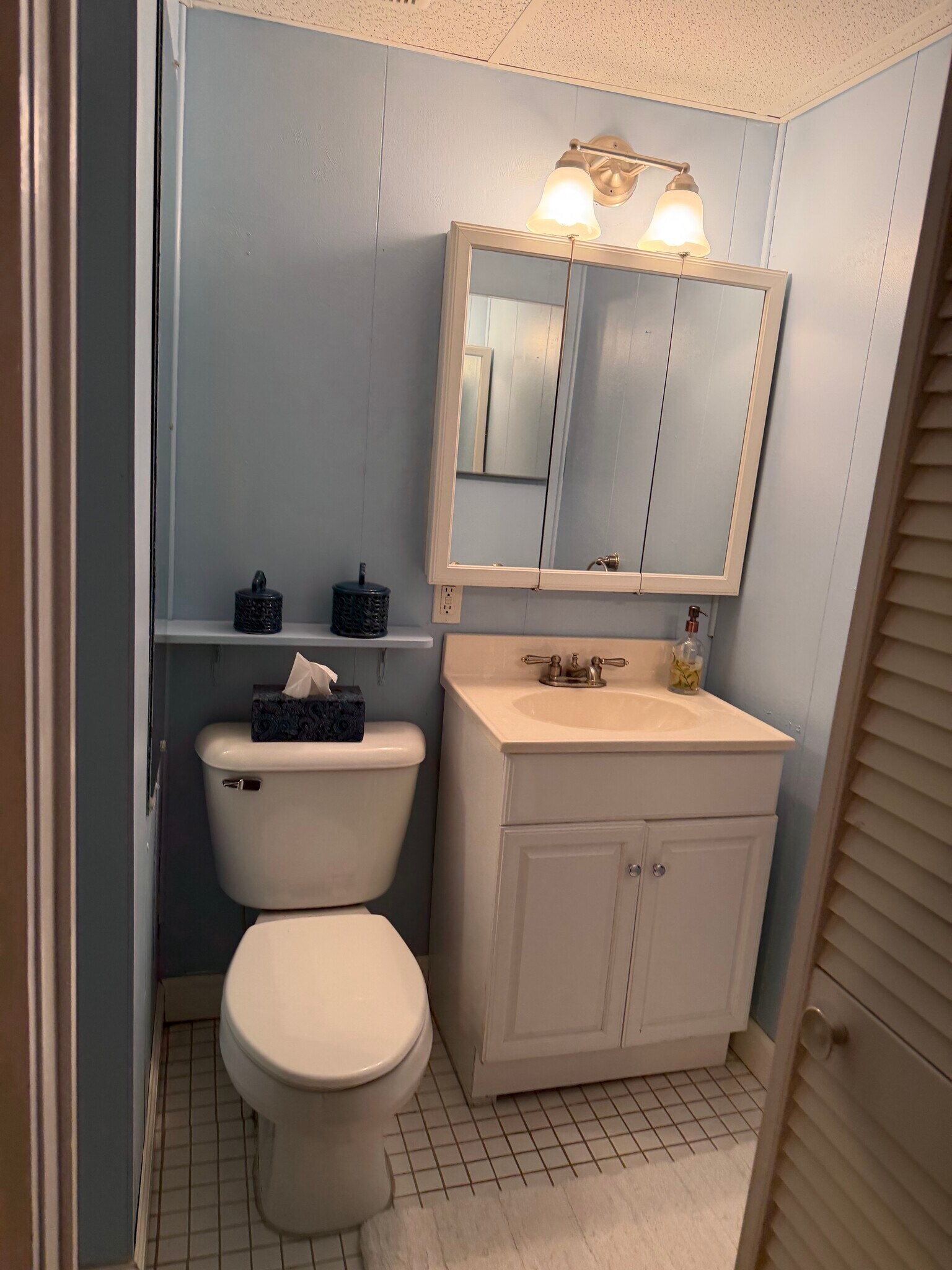 Building Photo - 313 Mill St