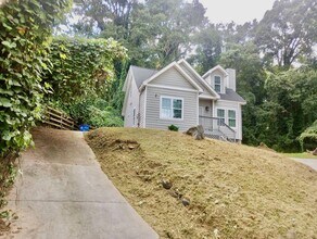 Building Photo - Atlanta Rental