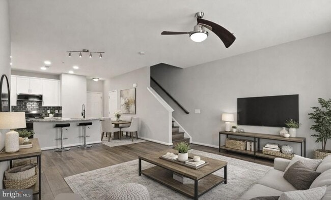 Building Photo - 9541 Center St