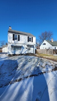 Building Photo - 3 bed 1 bath