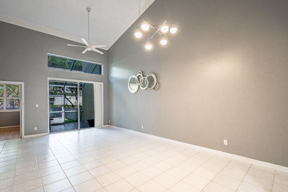 Building Photo - 5661 NW 125th Ave